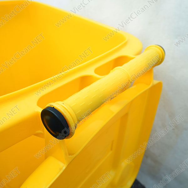 Thung Rac 60 Lit Mau Vang(6)