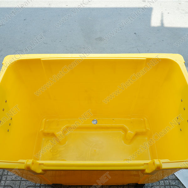 Thung Rac 660 Lit Mau Vang(4)