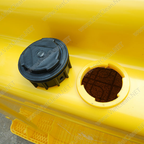 Thung Rac 660 Lit Mau Vang(6)