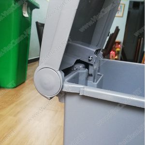 Thung Rac Bep 68 Lit Mau Xam(3)