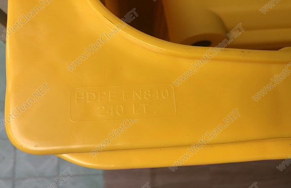 Vietcleanhdpe Standard On Bins 1