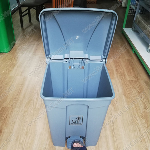 Thung Rac 68 Lit 1601(1)