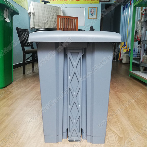 Thung Rac 68 Lit 1601(8)