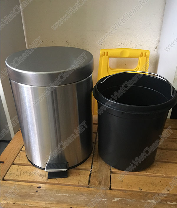 Thung Rac Inox 2047(4)